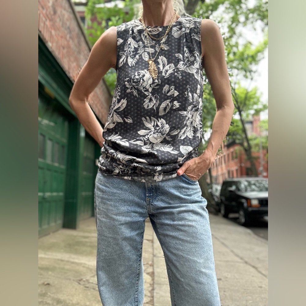 100% silk sleeveless blouse from Topshop - perfect for summer - work or casual